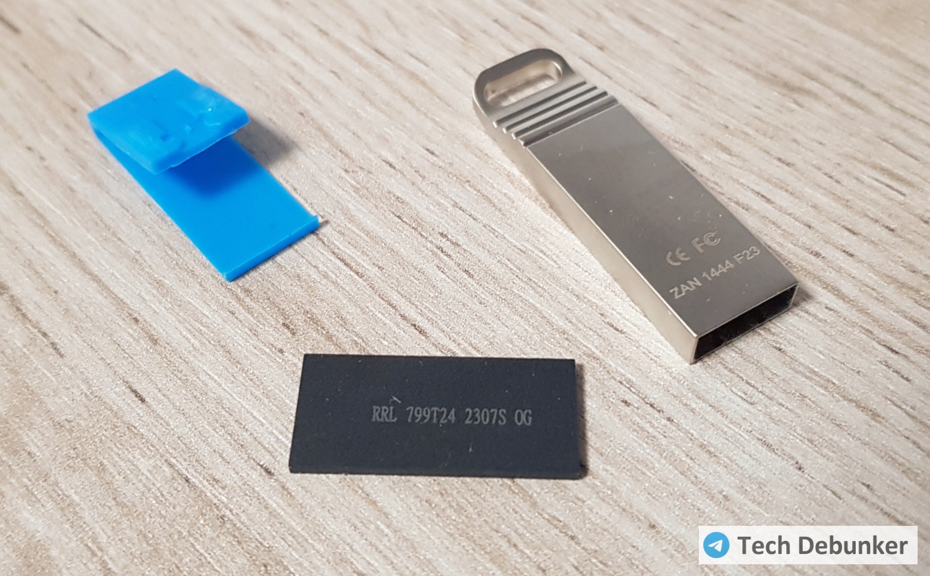 Поддельная Borofone 128 GB - внутреннее устройство Поддельная Borofone 128 GB - внутреннее устройство