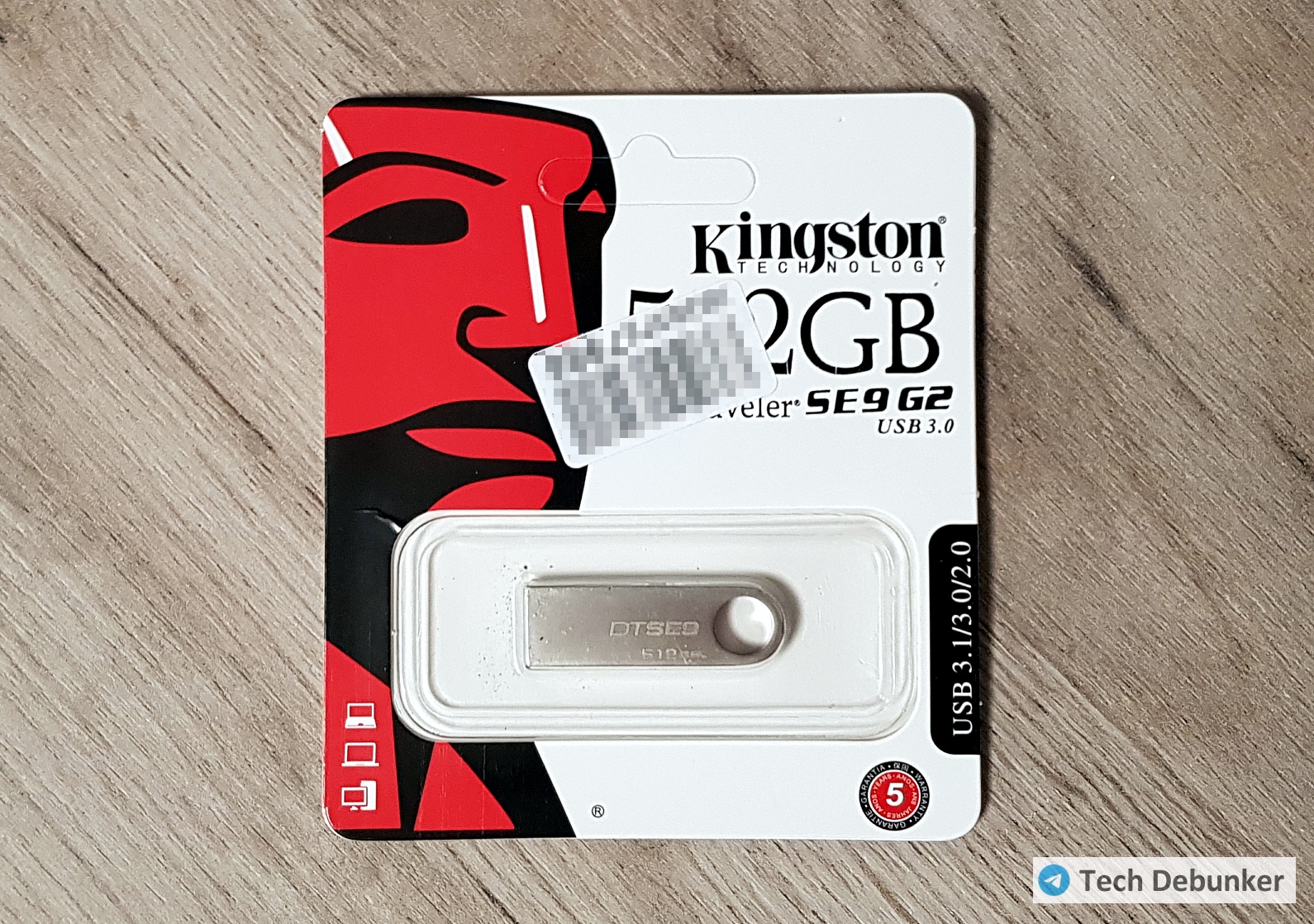 Поддельная Kingston DataTraveler SE9 G2 512 ГБ Поддельная Kingston DataTraveler SE9 G2 512 ГБ
