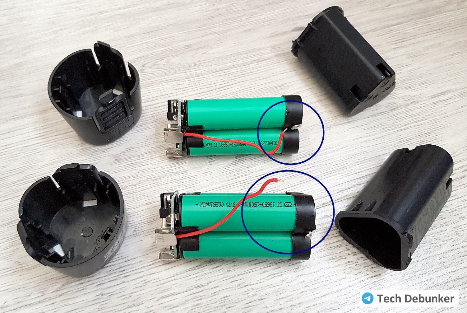 Мини-болгарка аккумуляторная 12V - отпаявшиеся контакты обоих аккумуляторов Мини-болгарка аккумуляторная 12V - отпаявшиеся контакты обоих аккумуляторов